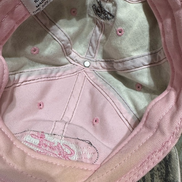 3 caps - Picture 6 of 7